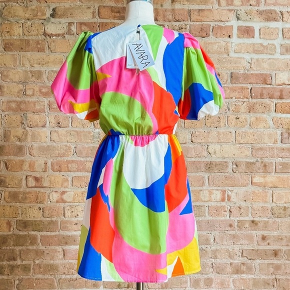 Bold, abstract Avara Barbra dress! Retails $78. Great for date night or brunch! - Picture 4 of 5